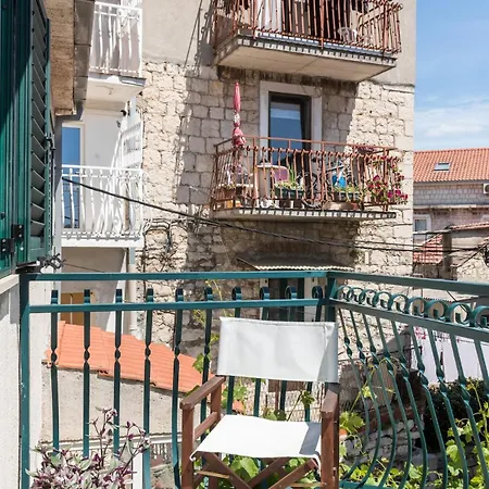 Luxury In Old Town Center With Sea View 아파트