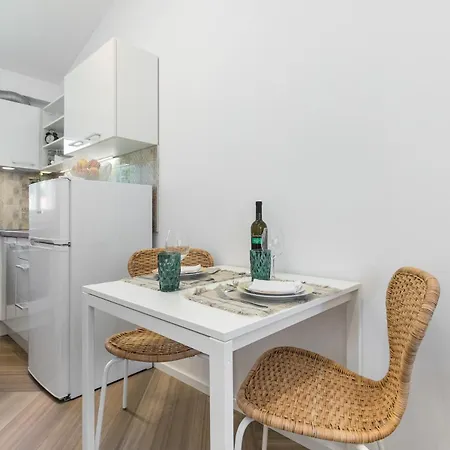 아파트 Luxury In Old Town Center With Sea View *
